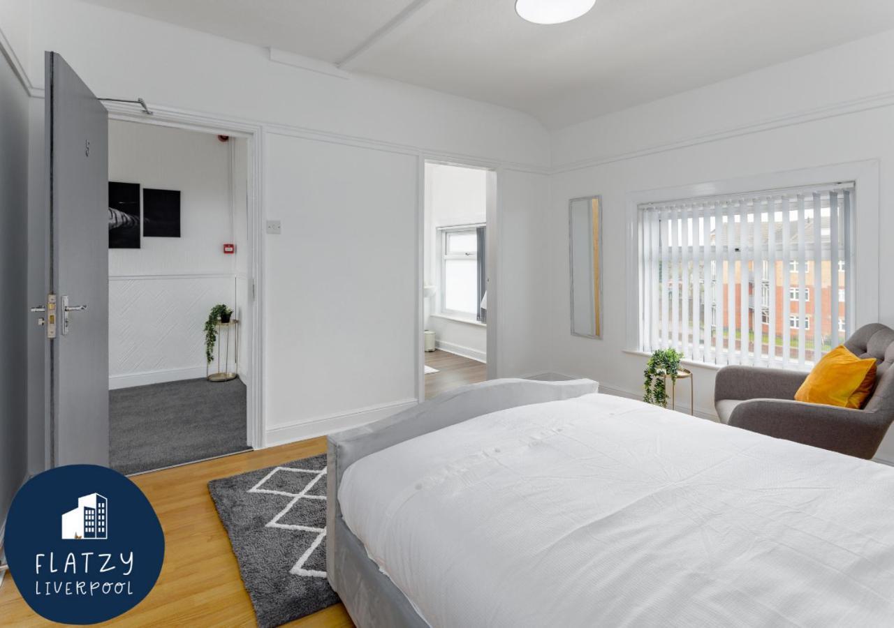 Flatzy - 6 Bed Oasis Close To Football Stadiums Liverpool Exteriér fotografie
