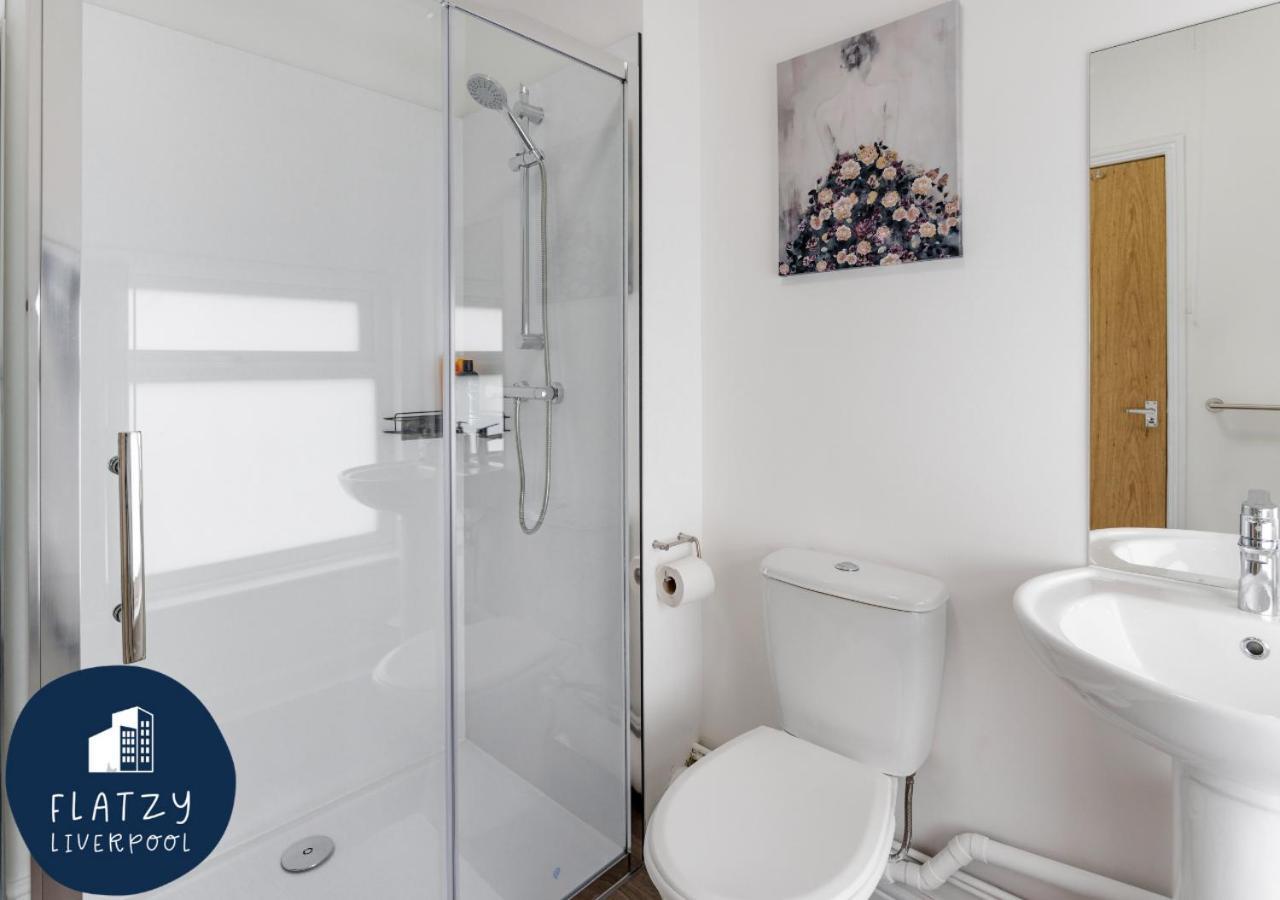 Flatzy - 6 Bed Oasis Close To Football Stadiums Liverpool Exteriér fotografie