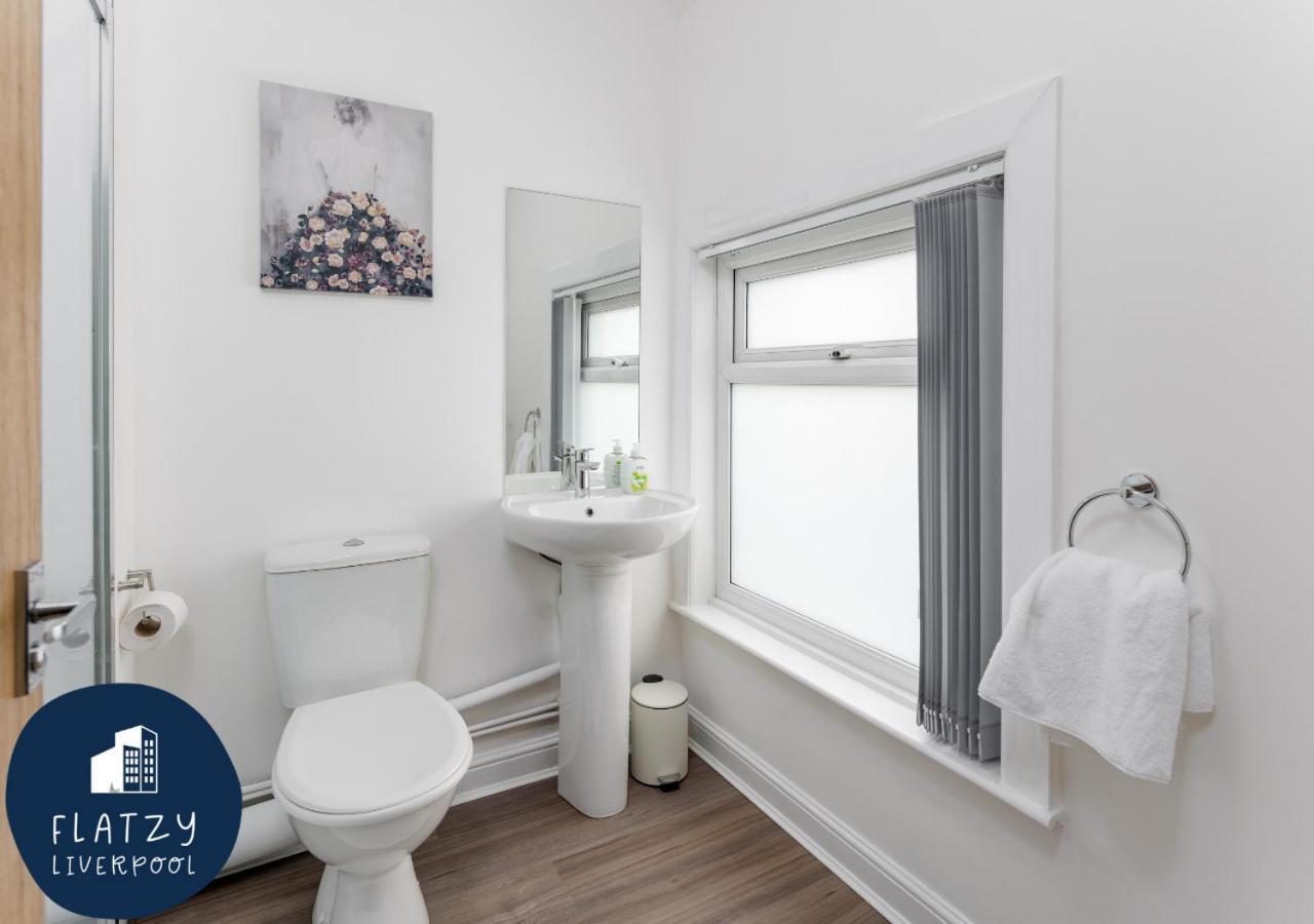Flatzy - 6 Bed Oasis Close To Football Stadiums Liverpool Exteriér fotografie