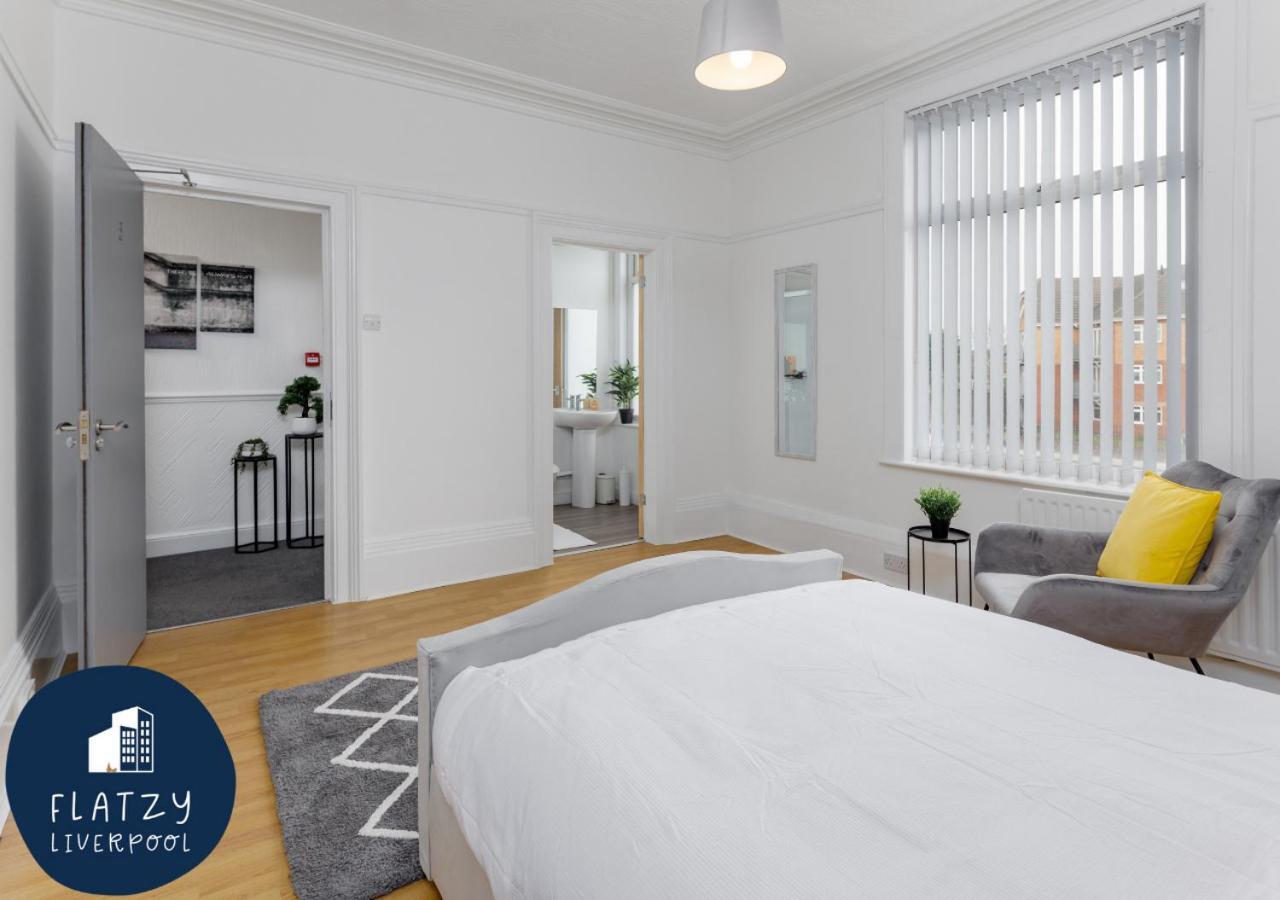 Flatzy - 6 Bed Oasis Close To Football Stadiums Liverpool Exteriér fotografie