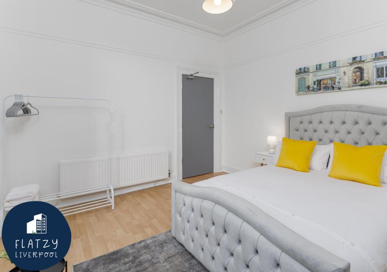 Flatzy - 6 Bed Oasis Close To Football Stadiums Liverpool Exteriér fotografie