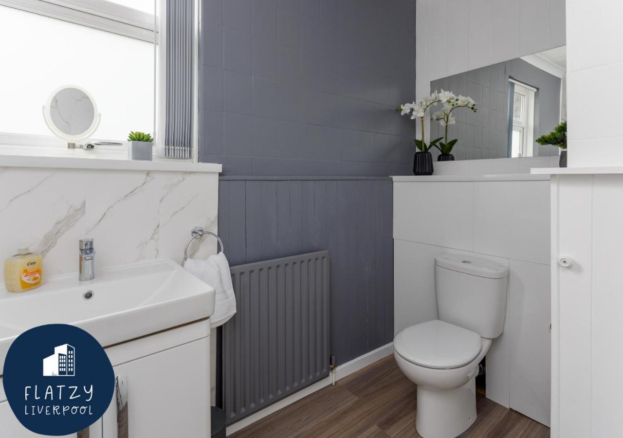 Flatzy - 6 Bed Oasis Close To Football Stadiums Liverpool Exteriér fotografie