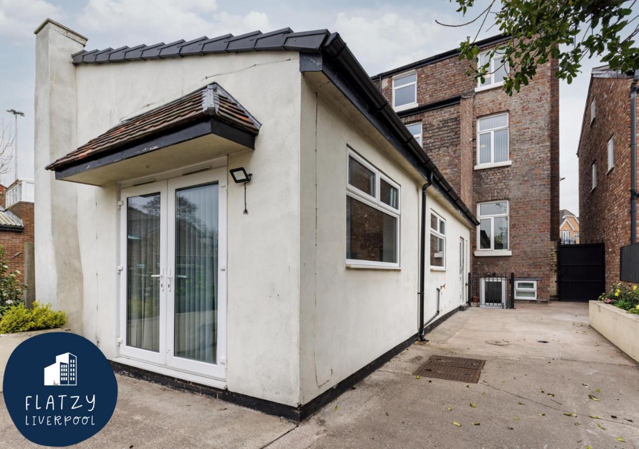 Flatzy - 6 Bed Oasis Close To Football Stadiums Liverpool Exteriér fotografie